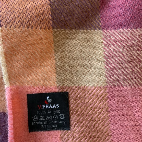 V. FRAAS Scarf - Picture 3 of 3